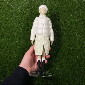 Moncler Special Edition mini mannequin 1952-W.